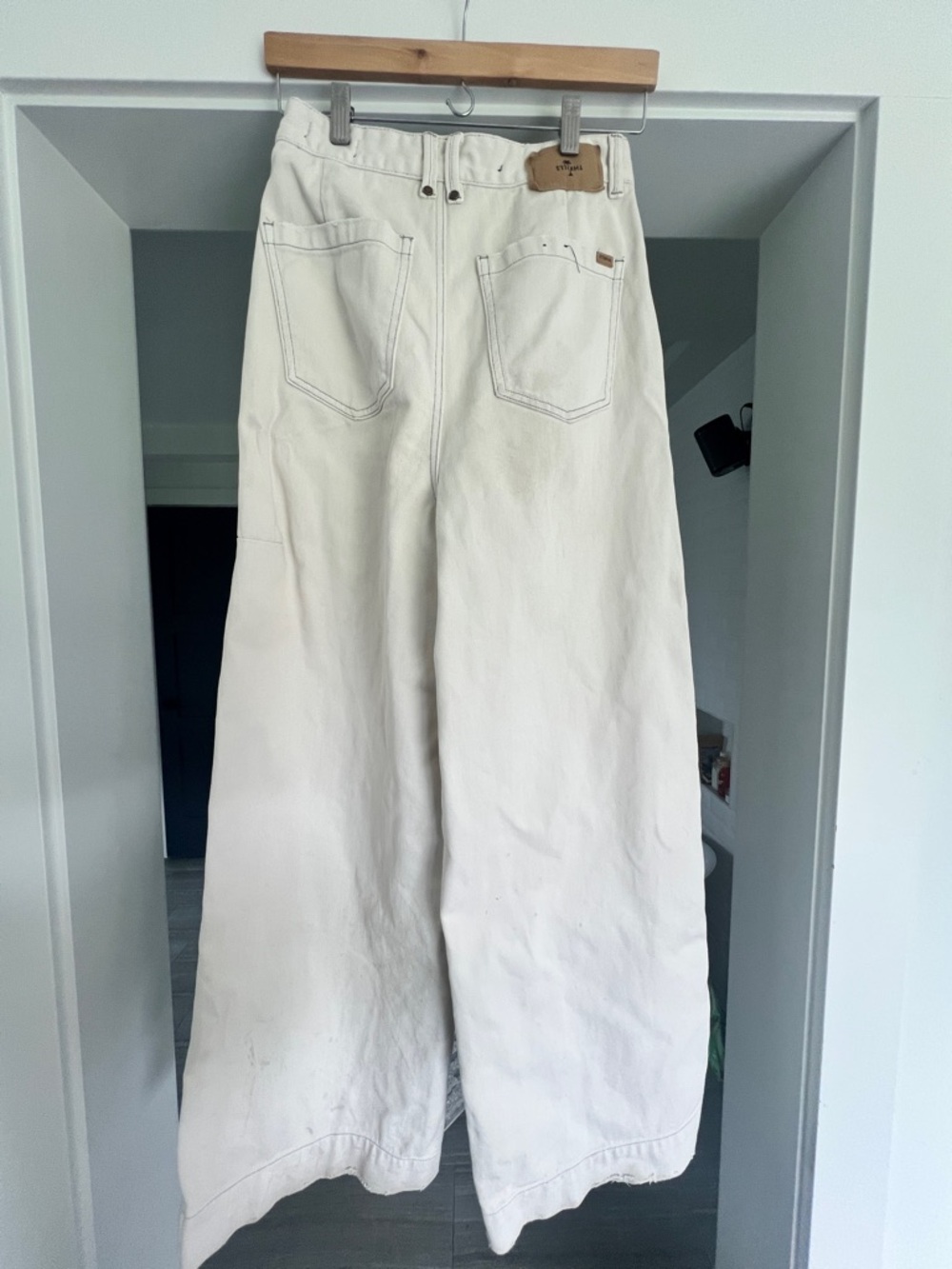 Thrills Chloe Jeans in Vintage Bone / Wide Leg High-Rise Pants in Light Beige 4 - Picture 8 of 11